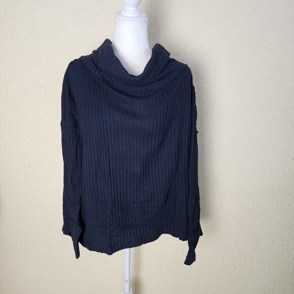 Free People Top Juicy Long Sleeve Size M oversized BLACK NWT Waffle Knit Cowl - Picture 10 of 10